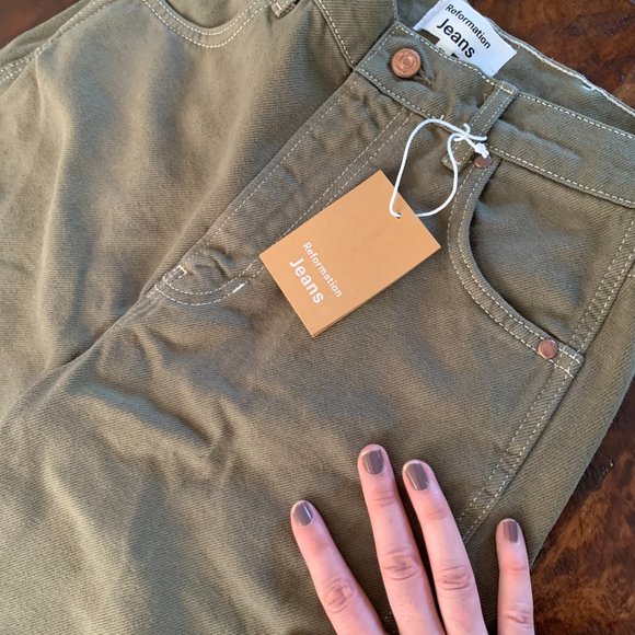 Never worn Reformation Cowboy High Rise Straight Jeans - Picture 11 of 11